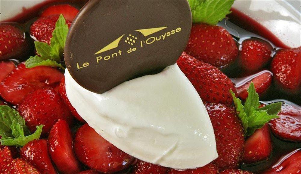 Le Pont De L'Ouysse Hotel Lacave  Bagian luar foto
